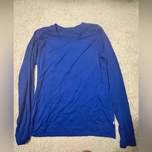 Lululemon size 6 long sleeve
